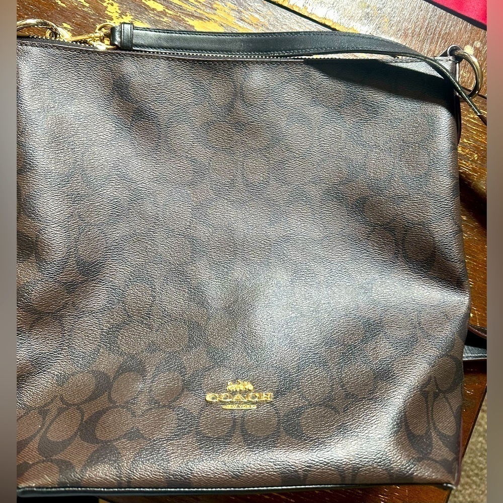 COACH Crossbody Large